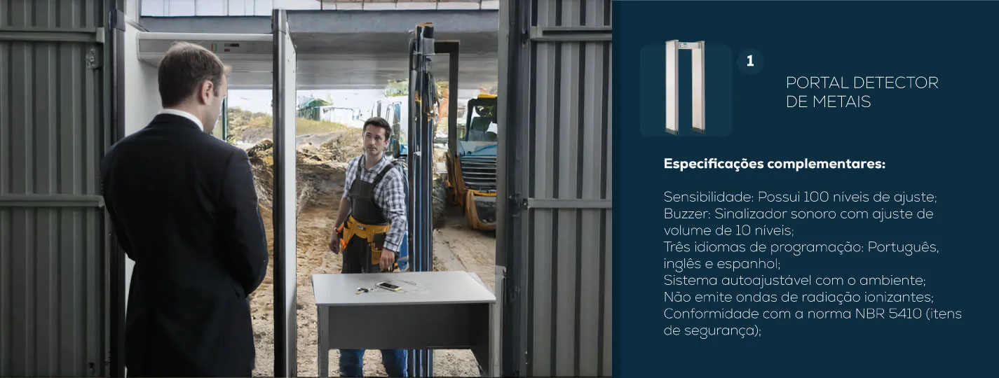 homem passando por detector de metais ao deixar o canteiro de obras